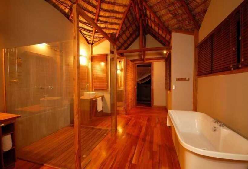샬레, Massinga Beach Lodge