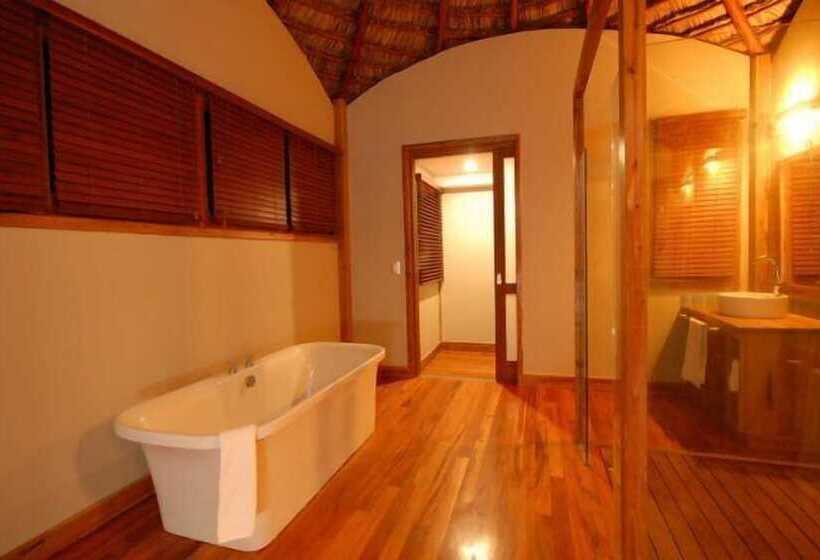 샬레, Massinga Beach Lodge