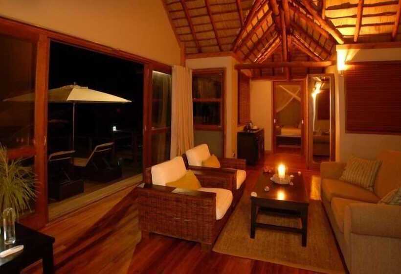 샬레, Massinga Beach Lodge