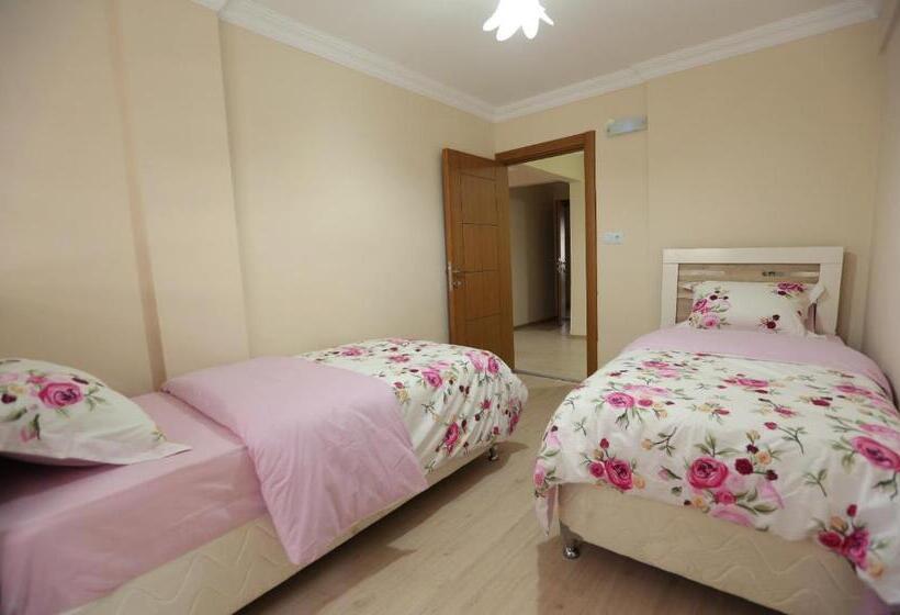 ２ベッドルームアパートメント, Berceste Apart