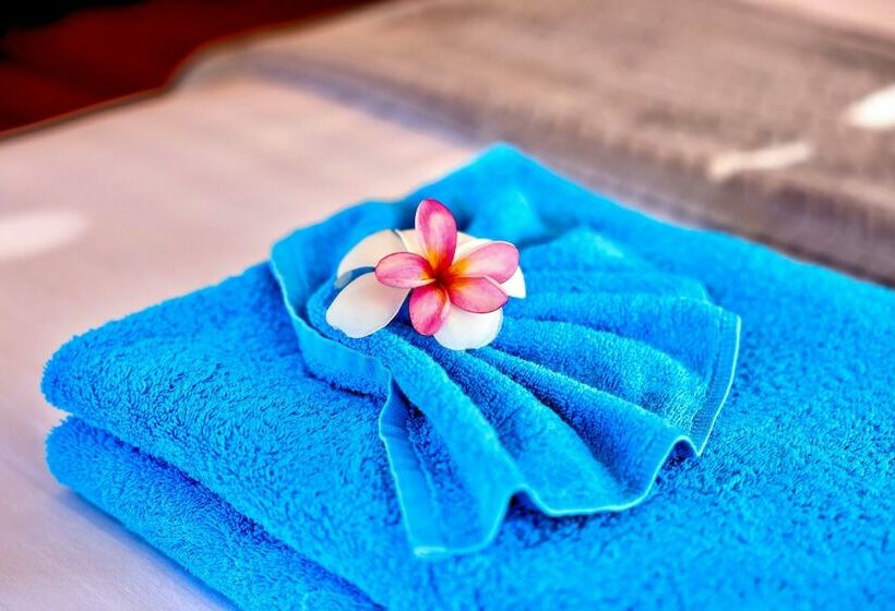 بنجلو ديلوكس, Loedi Bungalows Rote