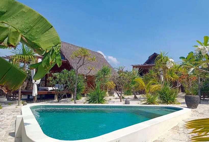 デラックスバンガロー, Loedi Bungalows Rote