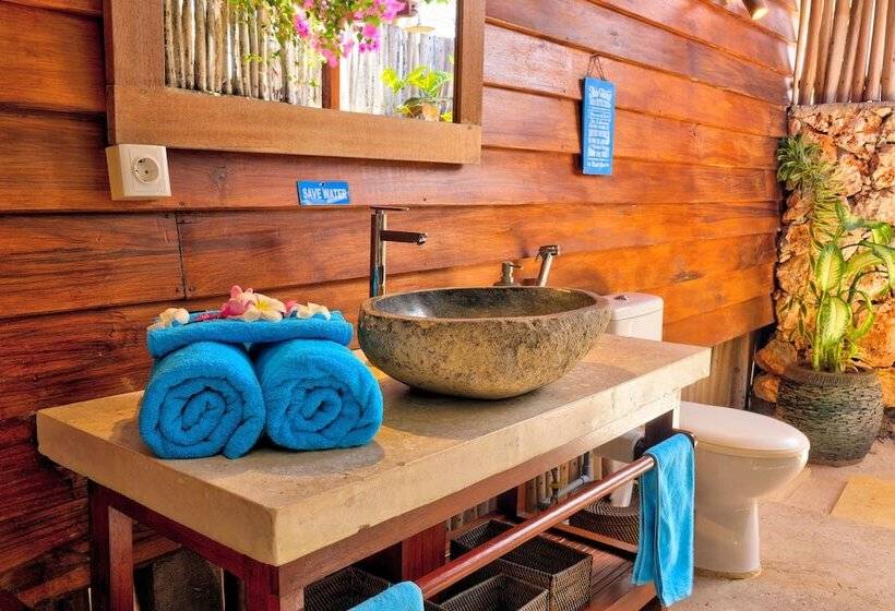 بنجلو ديلوكس, Loedi Bungalows Rote