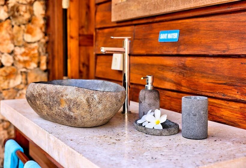 بنجلو ديلوكس, Loedi Bungalows Rote