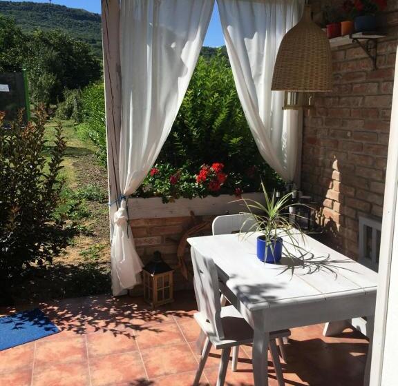 شقة غرفة واحدة مزودة بتراس, Penzion Primášé