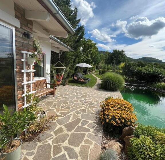 شقة غرفة واحدة مزودة بتراس, Penzion Primášé