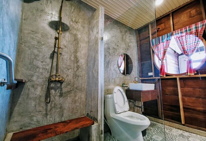 Deluxe Rum, Suneta Hostel Chiangkhan