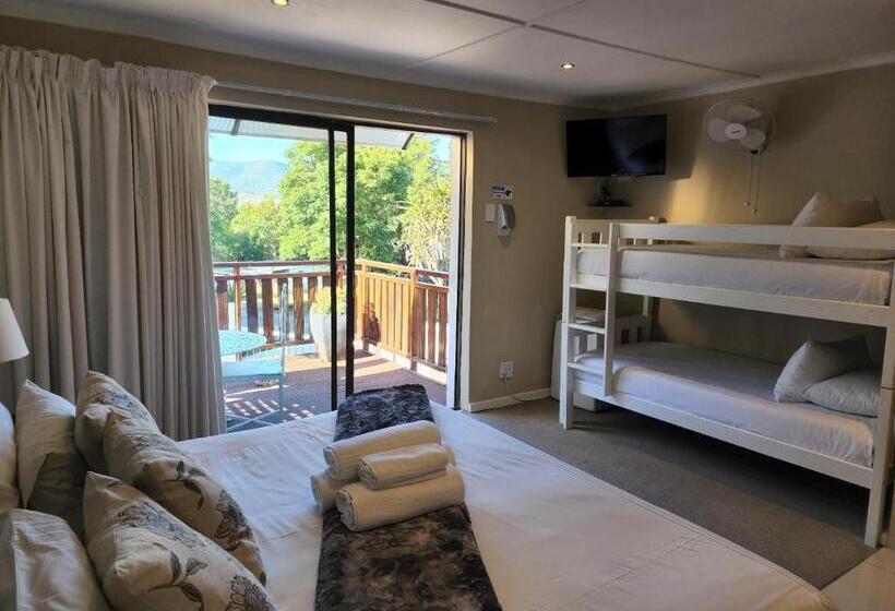 חדר משפחתי, Tri Angle B&b And Wellness Salon