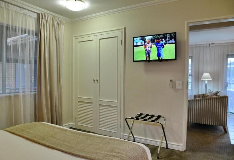 جناح, City Lodge Hotel Eastgate