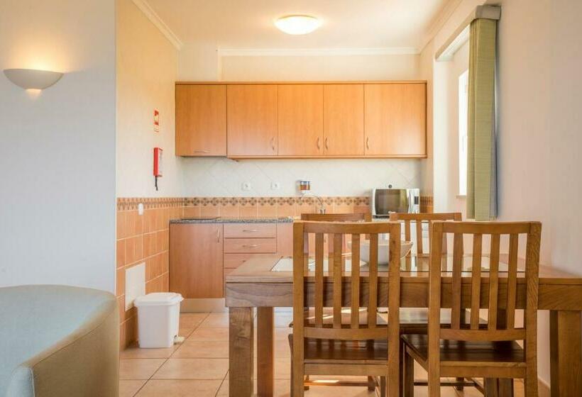 דירה בת חדר שינה 1 צדדית נוף לים, Clube Porto Mos   Sunplace Hotels & Beach Resort