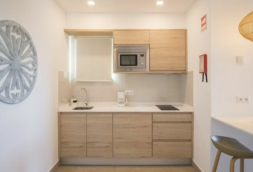 סטודיו דלוקס נוף לים, Clube Porto Mos   Sunplace Hotels & Beach Resort