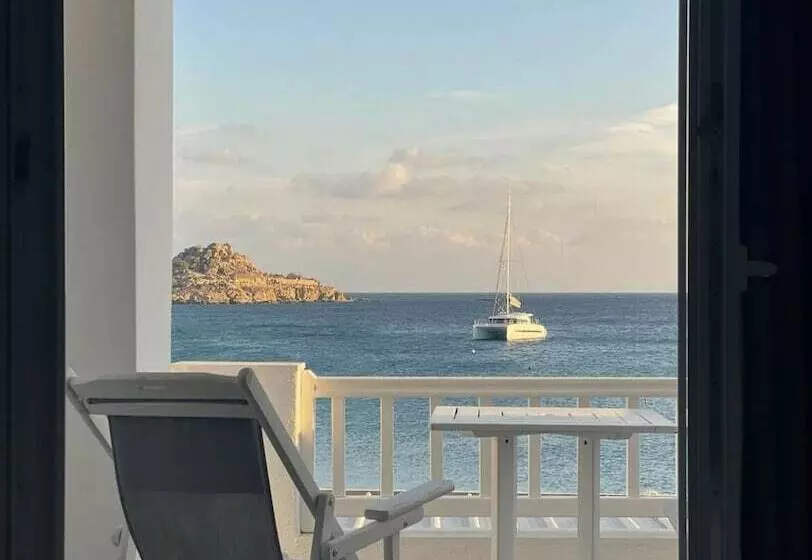 オーシャンビューのデラックストリプルルーム, Acrogiali Beachfront Hotel Mykonos