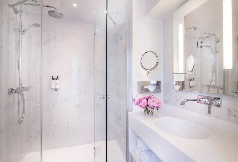 スーペリアールーム, Nh Paris Champs Elysées