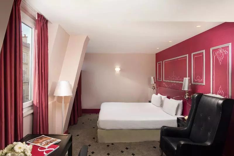 スーペリアールーム, NH Collection Paris Ponthieu Champs-Élysées