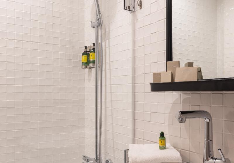 スタンダードシングルルーム, Nh Paris Champs Elysées