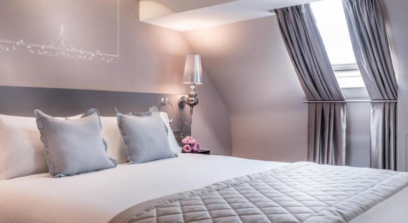 スーペリアールーム, Nh Paris Champs Elysées