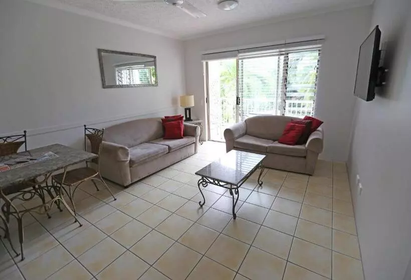 庭の見える１ベッドルームアパートメント, Cairns Beach Resort