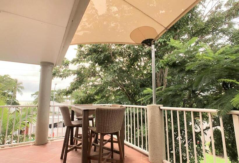 프리미엄 아파트 1 베드룸 바다 뷰, Cairns Beach Resort