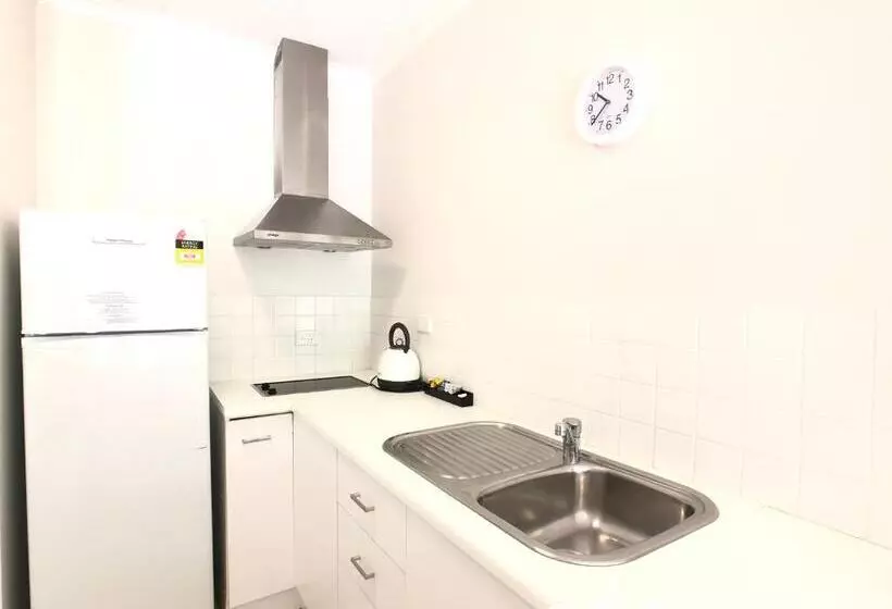 1 Bedroom Premium Apartment Garden View, Cairns Beach Resort