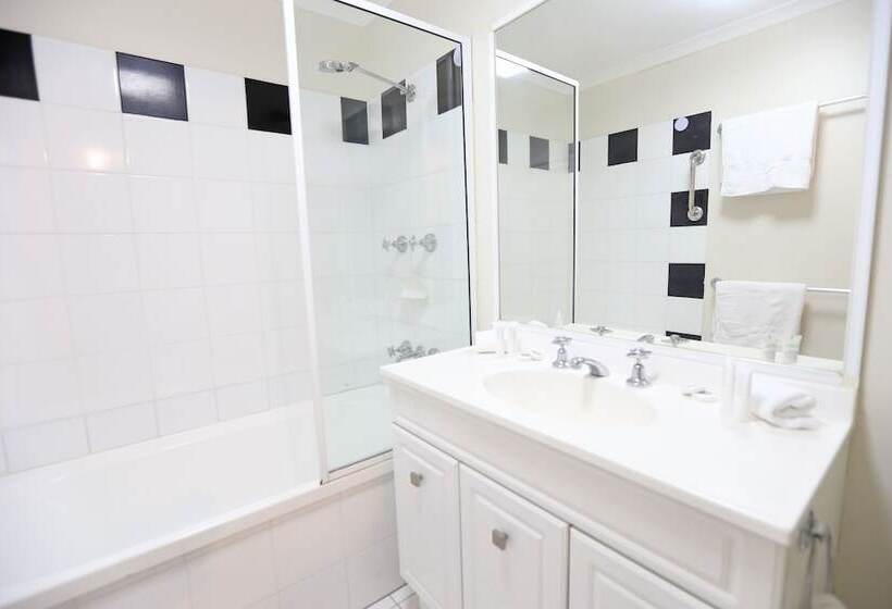 프리미엄 아파트 1 베드룸 바다 뷰, Cairns Beach Resort