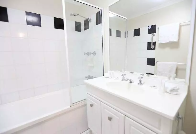 プレミアムアパートメント、1ベッドルーム 、オーシャンビュー, Cairns Beach Resort