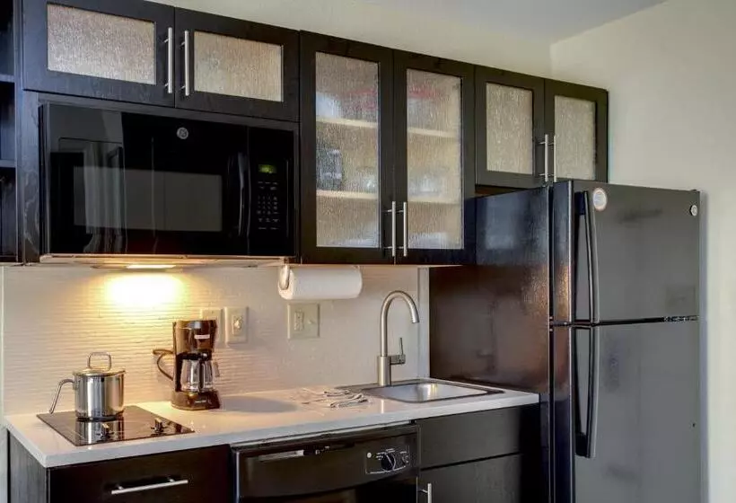 استودیوی استاندارد, Candlewood Suites Raleigh Crabtree, An Ihg