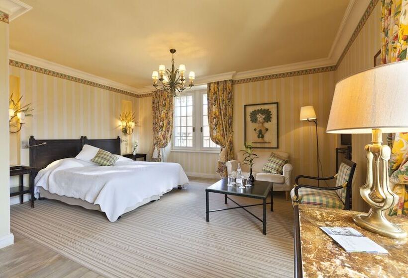 디럭스 룸, Chateau De Germigney