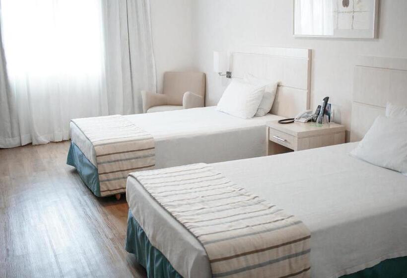 Номер Superior, Comfort Suites Londrina