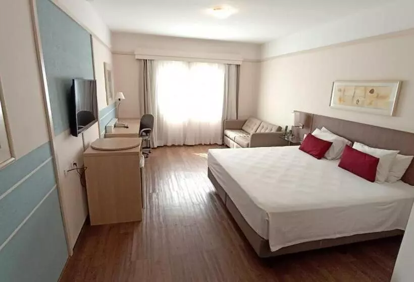 Deluxe-huone King-vuode, Comfort Suites Londrina