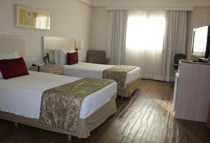 Номер Deluxe, Comfort Suites Londrina