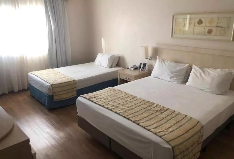 Superior Kolmen Hengen Huone, Comfort Suites Londrina