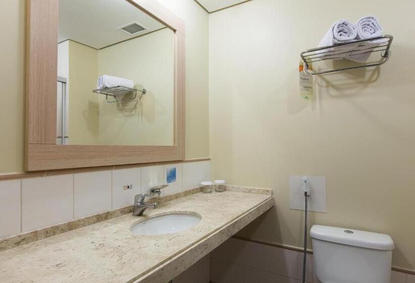 Трехместный Номер Superior, Comfort Suites Londrina