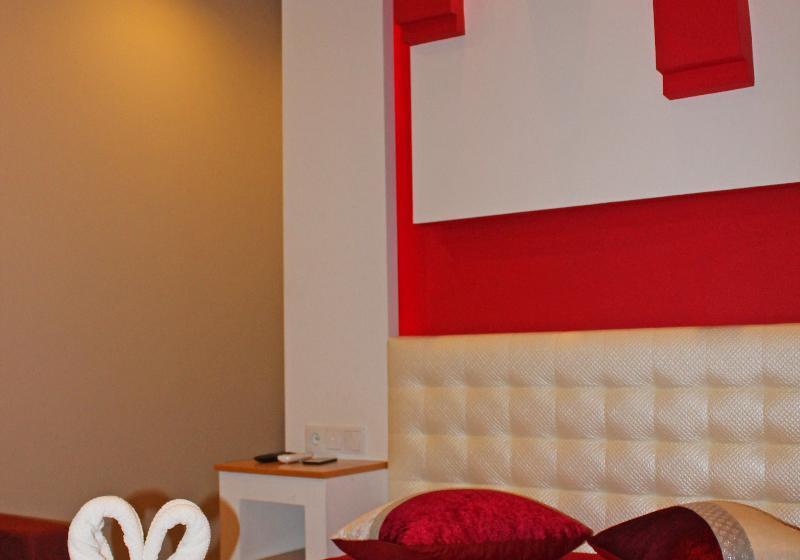 Номер Deluxe, Comfort Suites Londrina