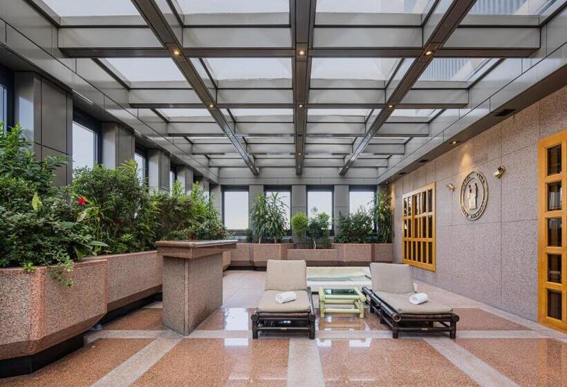 سوئیت پرزیدنت, Exe Alameda Reforma