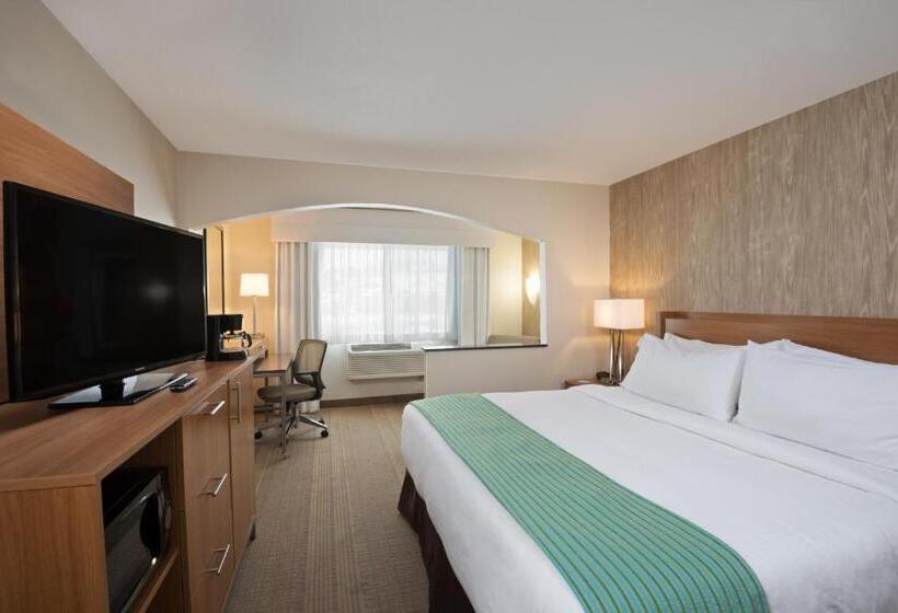 장애인을 위한 킹사이즈 침대 스탠다드 룸, Holiday Inn Express Hotel & Suites Fraser Winter Park Area, An Ihg