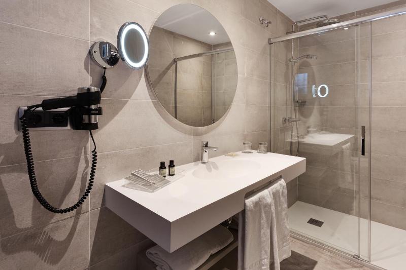 Büyük Çift Kişilik Yataklı Standart Oda, Holiday Inn Express Tyler South, An Ihg