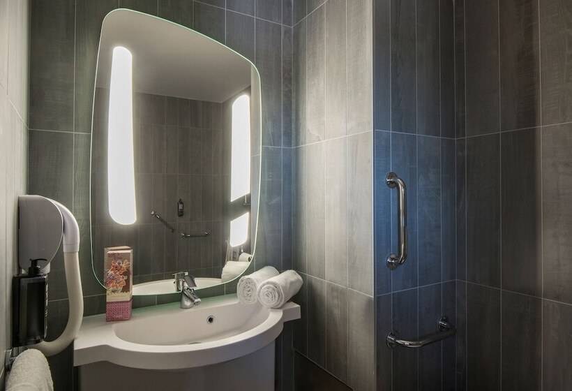 Номер Стандарт, Ibis Manosque Cadarache