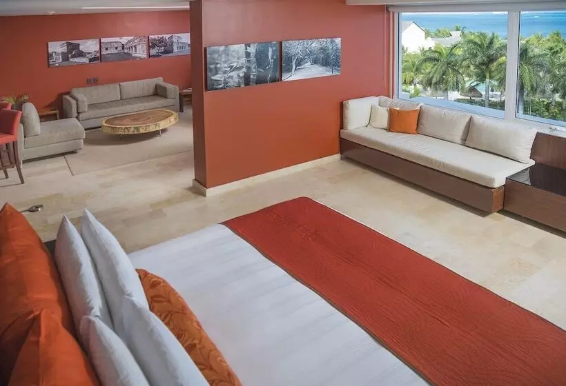 スイートクラブ シービュー, Presidente Intercontinental Cancun Resort