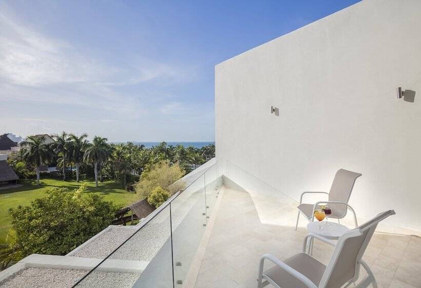 Cameră Club, Intercontinental Presidente Cancun Resort