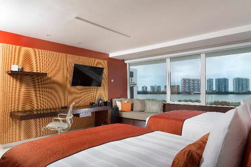レイクビュースタンダードルーム, Presidente Intercontinental Cancun Resort