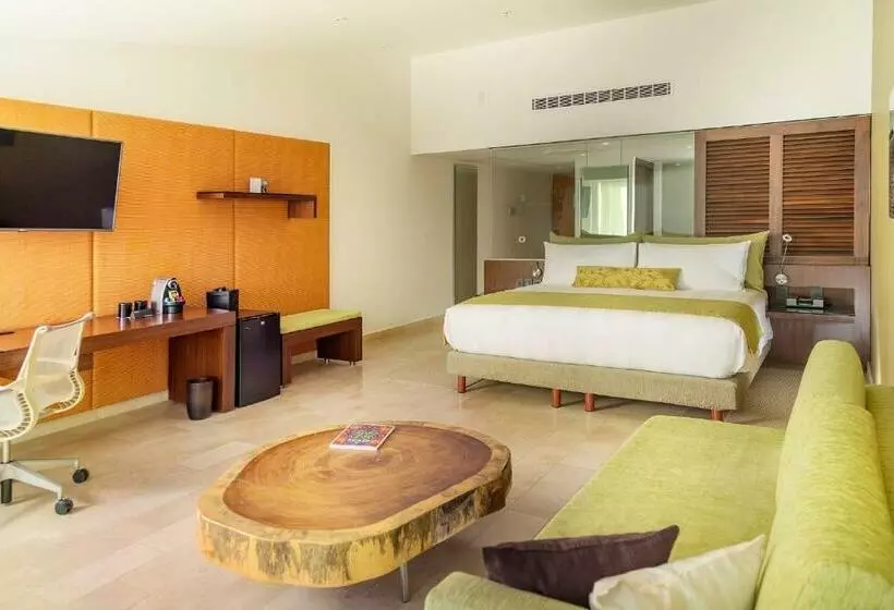 オーシャンビューのクラブルーム, Presidente Intercontinental Cancun Resort