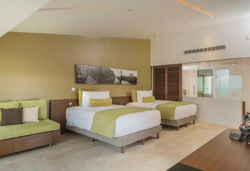 オーシャンビューのクラブルーム, Presidente Intercontinental Cancun Resort