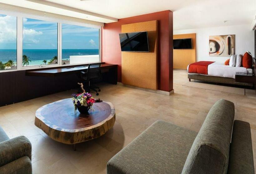 جناح كلوب, Intercontinental Presidente Cancun Resort