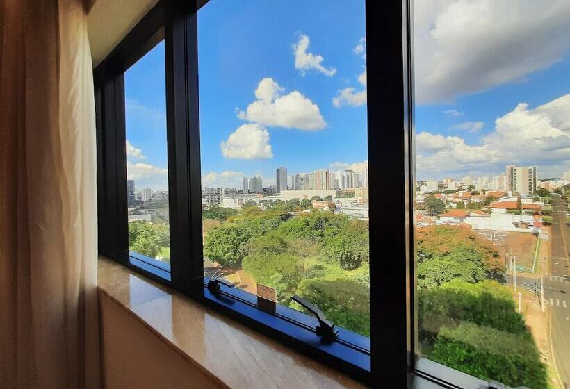 חדר דלוקס, Saint Paul