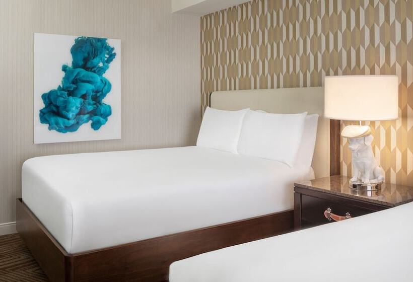 Номер Стандарт 2 Двуспальные Кровати, Renaissance Phoenix Downtown