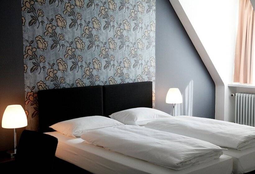 컴포트 룸, Schempp