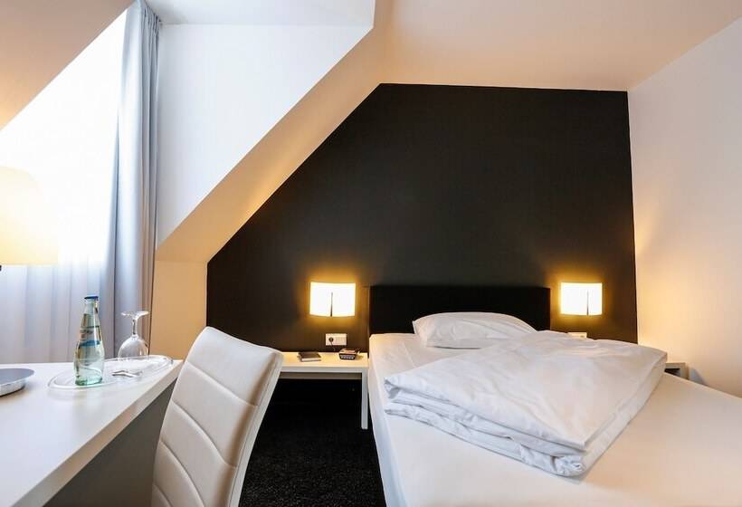 수피리어 싱글 룸, Schempp