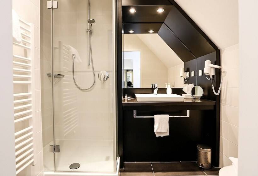 수피리어 룸, Schempp