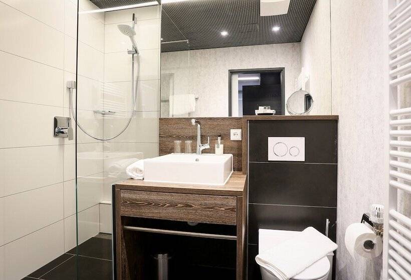 디럭스 룸, Schempp