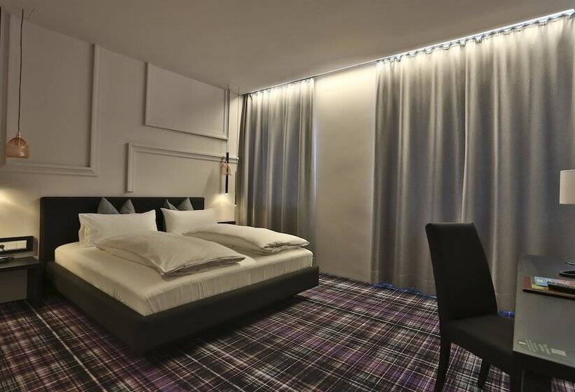 디럭스 룸, Schempp